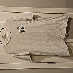 Mens large Tee LUV Miller Lite tshirt